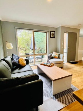 Marengo Beach Studios- Pet Friendly